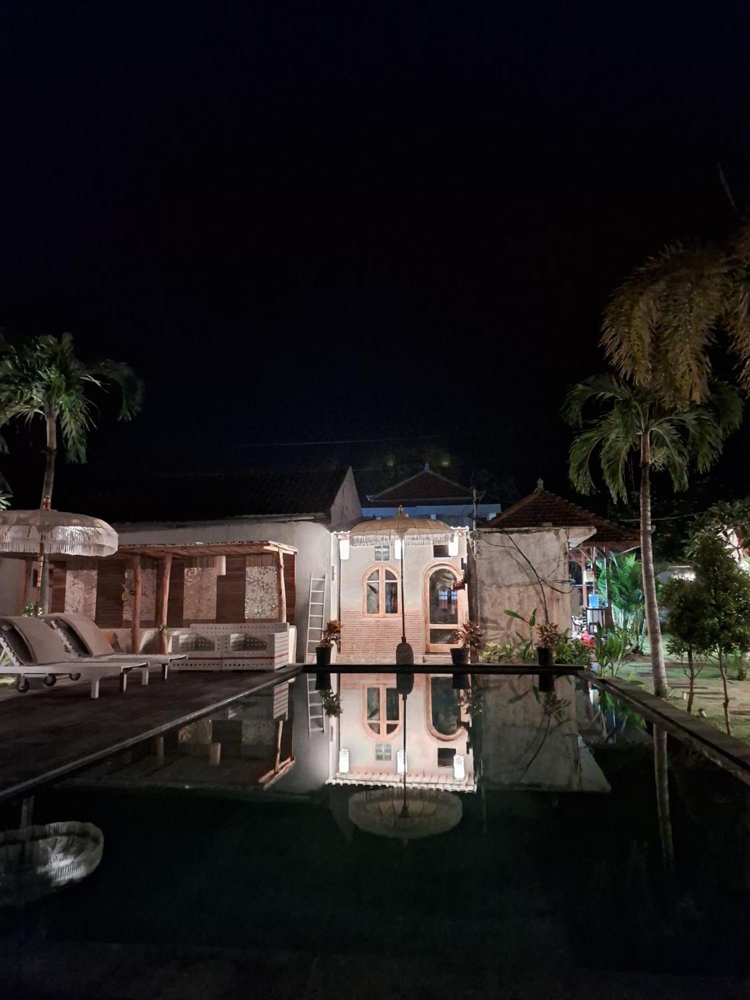 Grand Daghan Cottage Batununggul Exterior photo